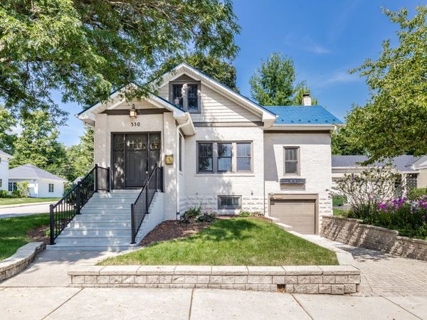 330 S River Lane , Geneva, IL 60134