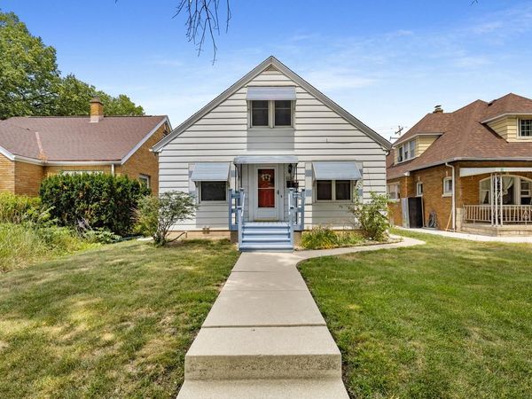 4026 W Oklahoma AVENUE, Milwaukee, WI 53215