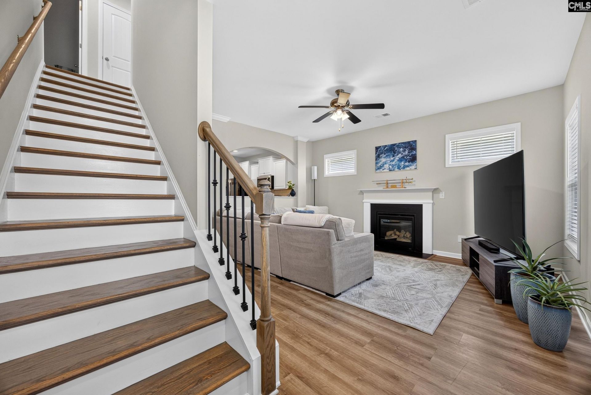 125 Calming Creek Way  Photo 31