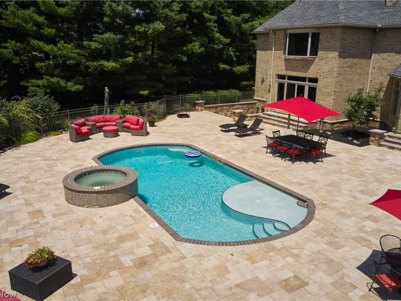 3770 Winterberry Drive, Bath, OH 44333 Photo 9