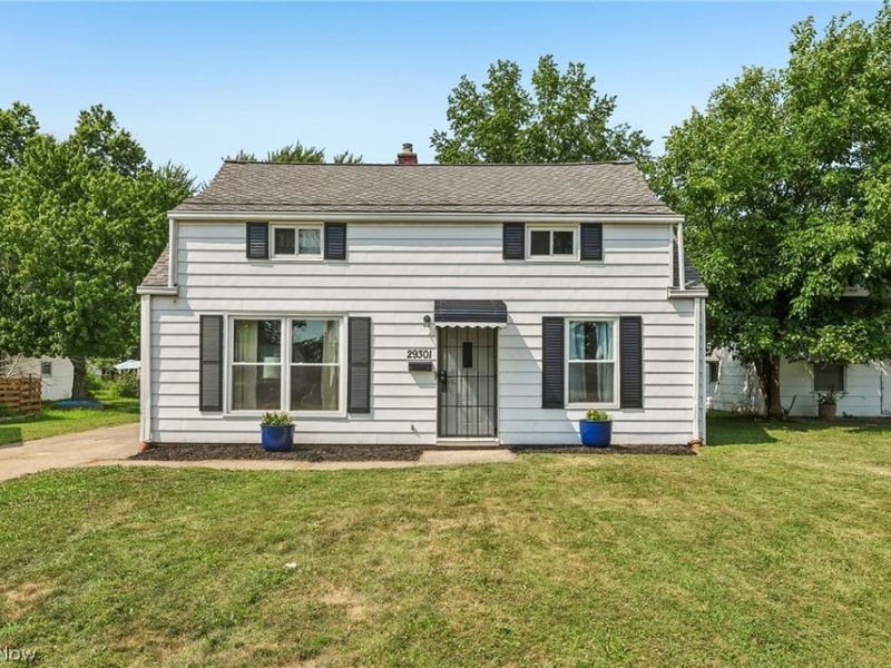 29301 Edgewood Drive, Willowick, OH 44095 Photo 2