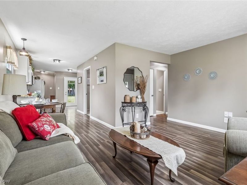 29301 Edgewood Drive, Willowick, OH 44095 Photo 5