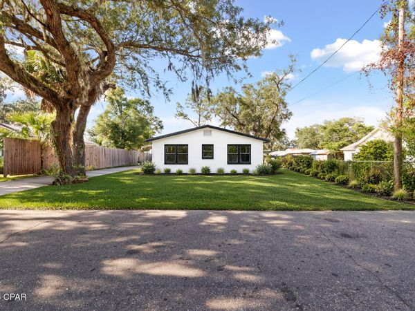 4002 W 17th Street , Panama City, FL 32401
