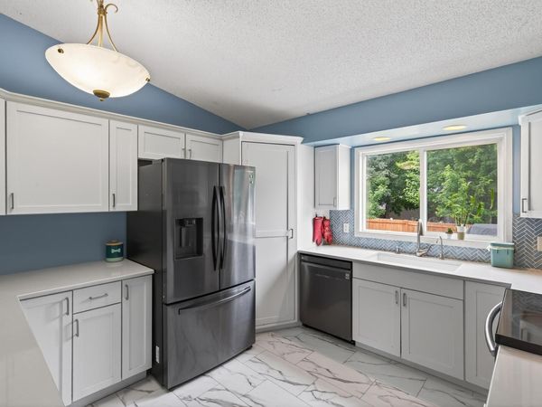 8522 Darnel Road , Eden Prairie, MN 55347