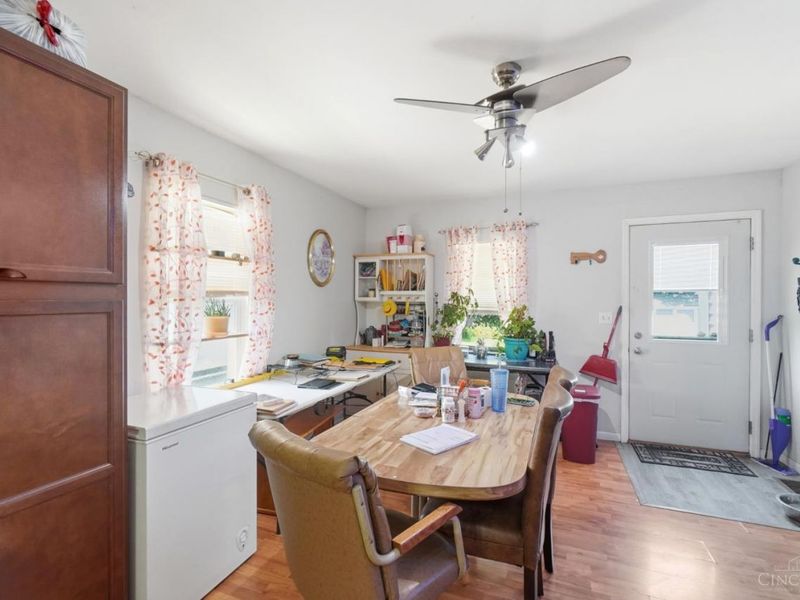 North College Hill, OH 45239 Photo 12