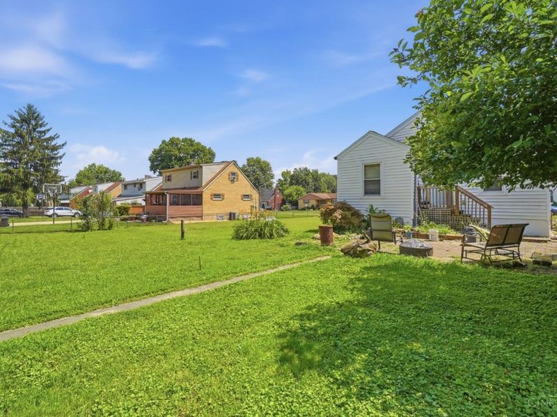 North College Hill, OH 45239 Photo 23