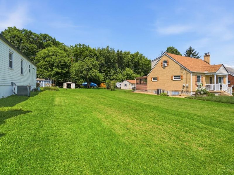 North College Hill, OH 45239 Photo 26
