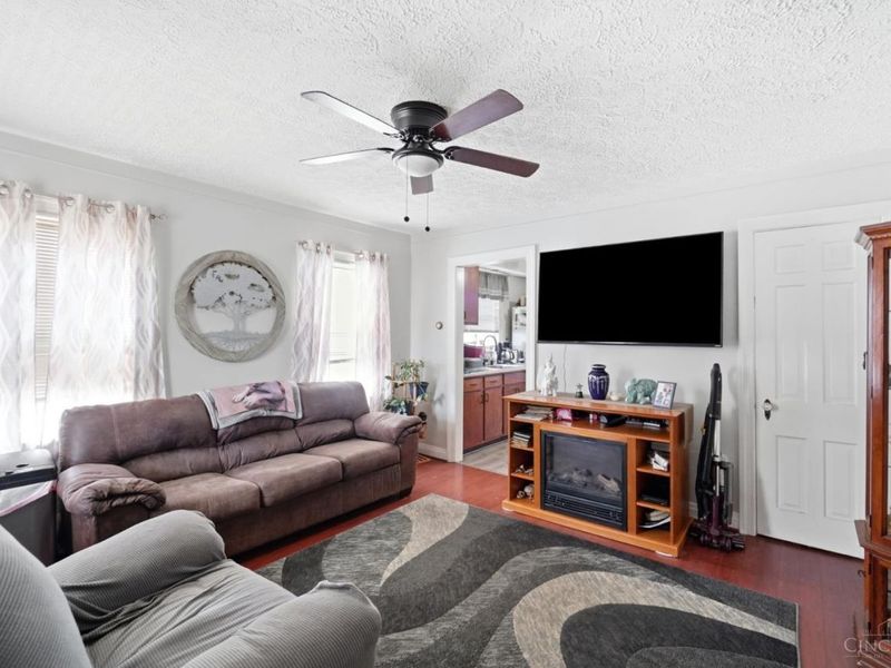 North College Hill, OH 45239 Photo 6