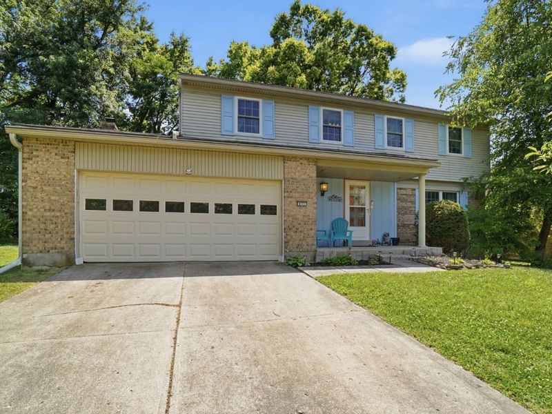 633 Glensprings Drive, Springdale, OH 45246 Photo 2