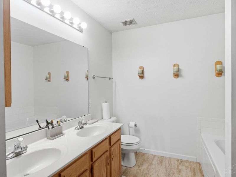 940 Nelson Lane, Unit B, Lebanon, OH 45036 Photo 4