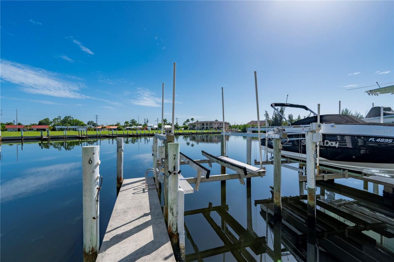 1340 Rock Dove Court, Unit 123, Punta Gorda, FL 33950 Photo