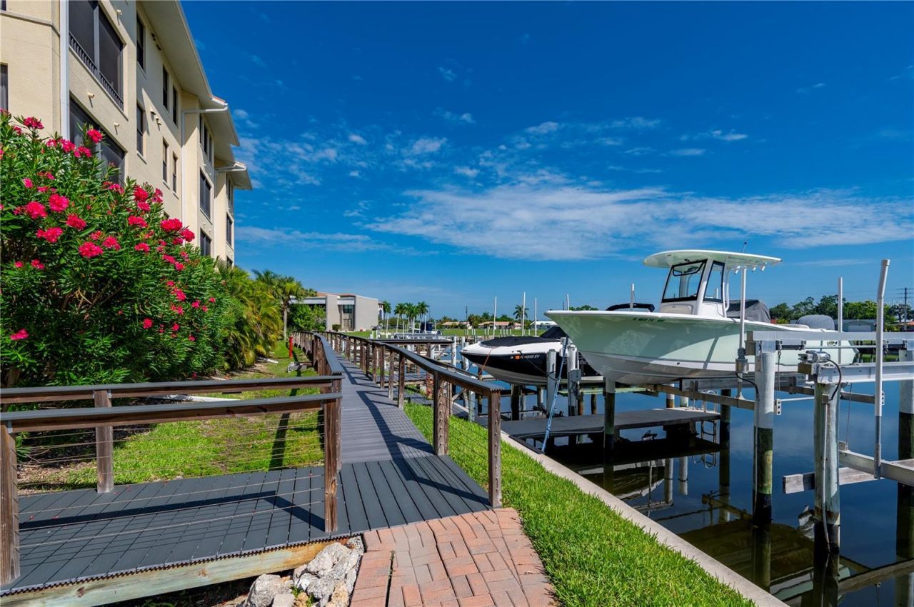 1340 Rock Dove Court, Unit 123, Punta Gorda, FL 33950 Photo