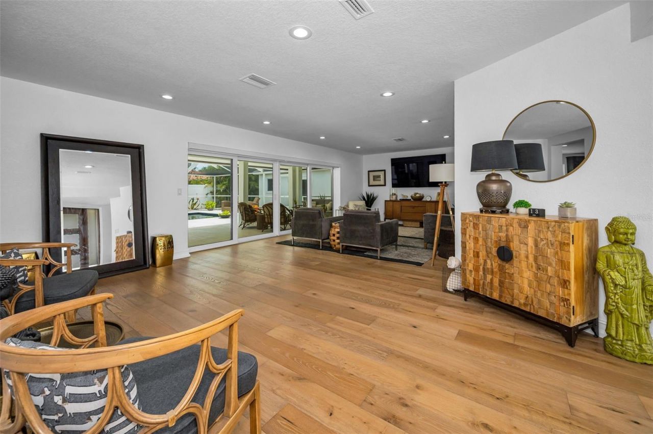 14516 Bay Hills Drive, Largo, FL 33774 Photo