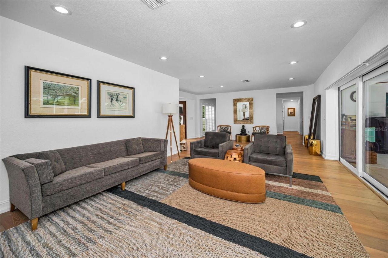 14516 Bay Hills Drive, Largo, FL 33774 Photo
