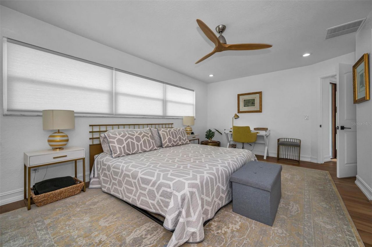 14516 Bay Hills Drive, Largo, FL 33774 Photo