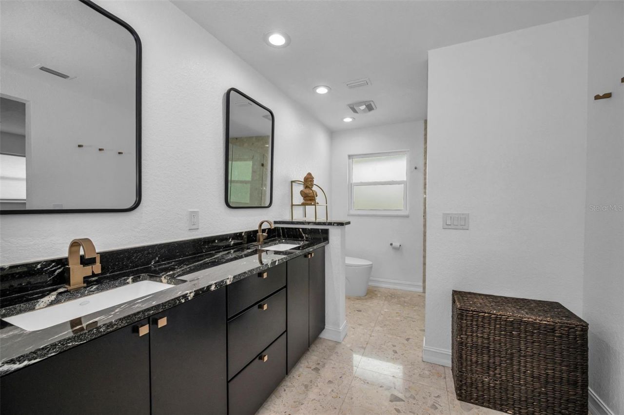 14516 Bay Hills Drive, Largo, FL 33774 Photo