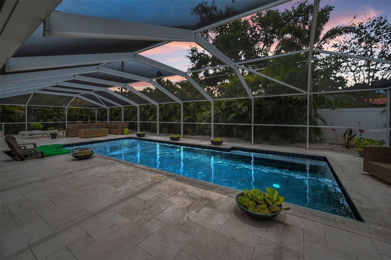 14516 Bay Hills Drive, Largo, FL 33774 Photo