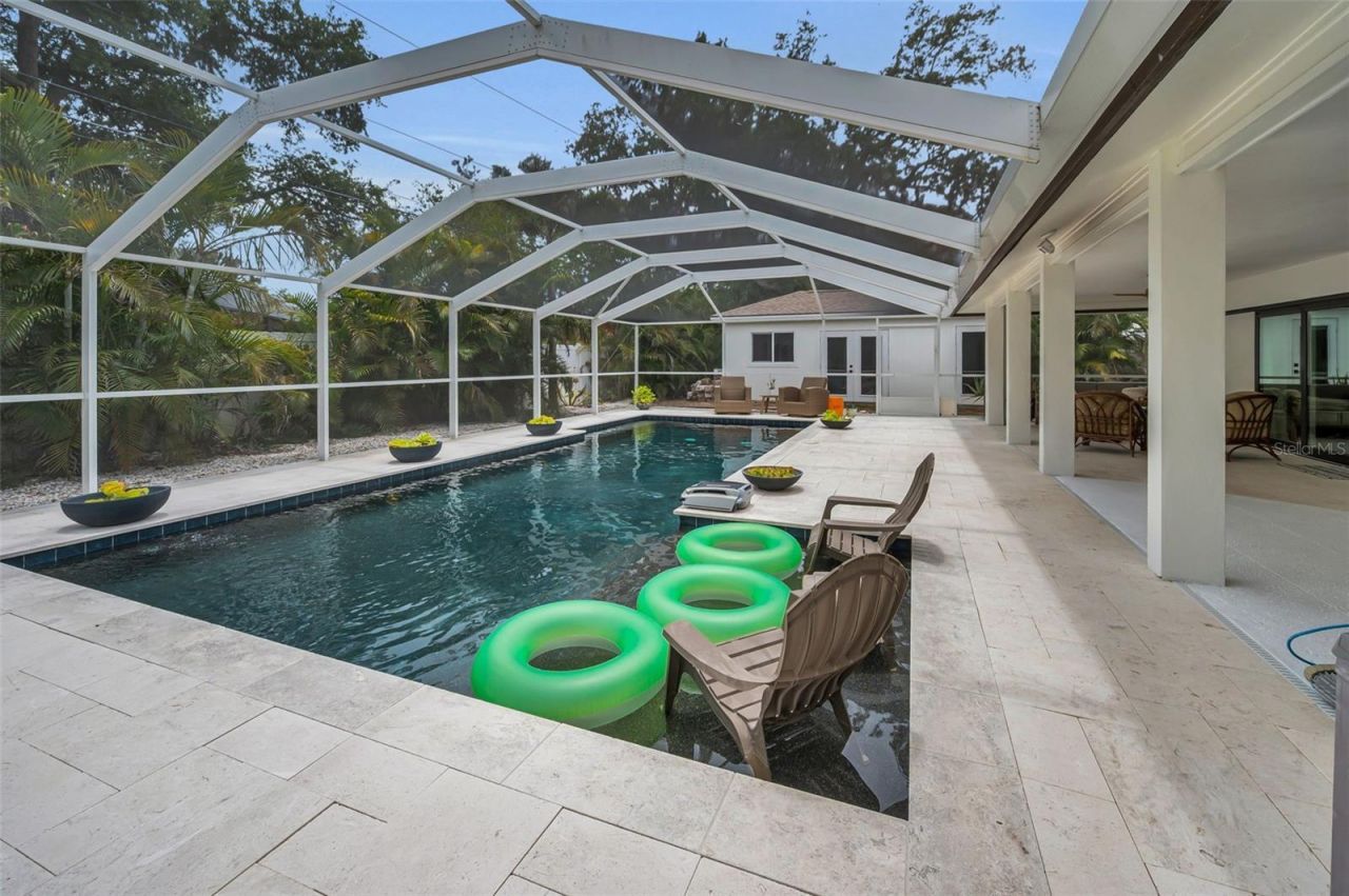 14516 Bay Hills Drive, Largo, FL 33774 Photo