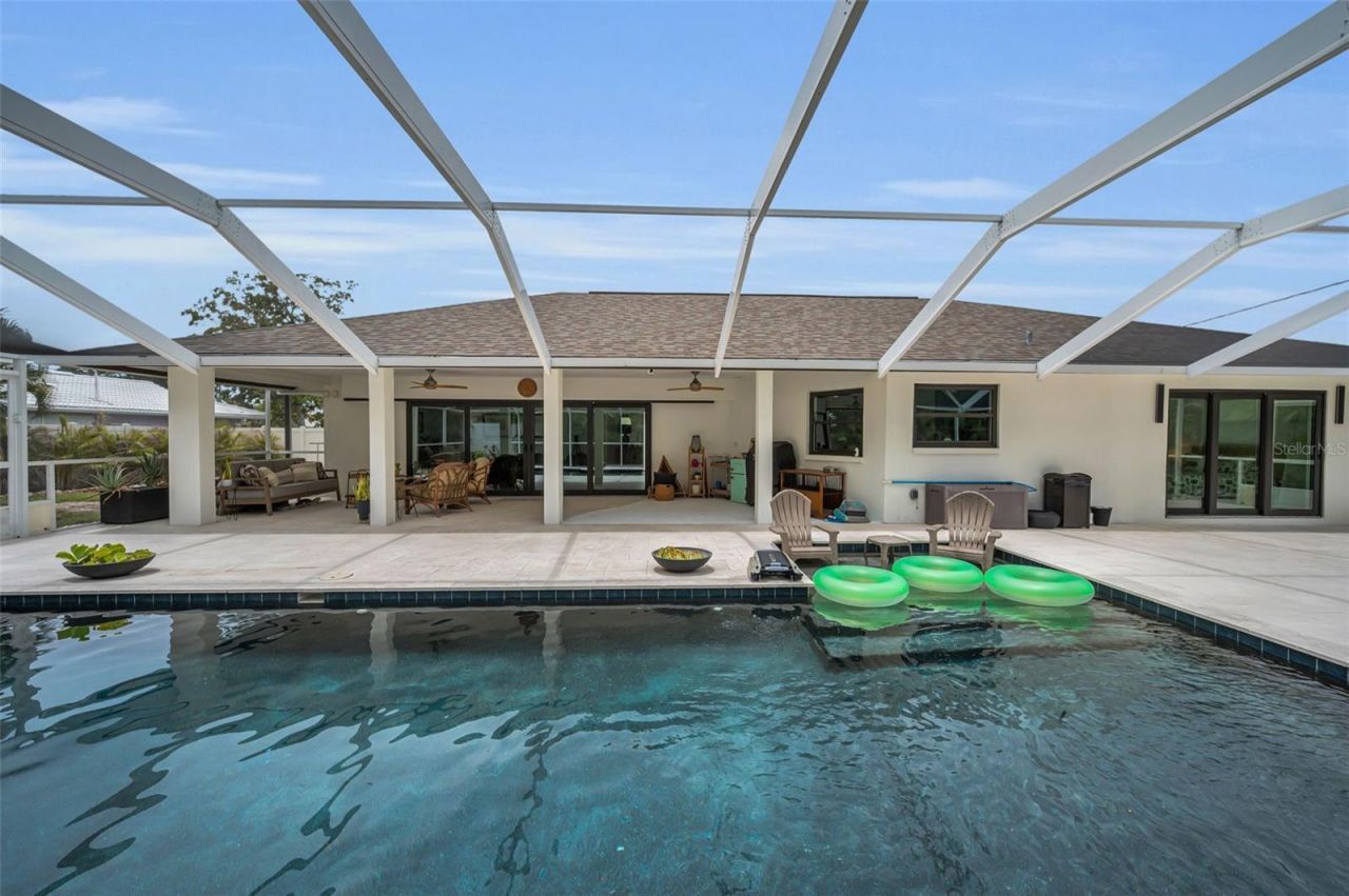 14516 Bay Hills Drive, Largo, FL 33774 Photo