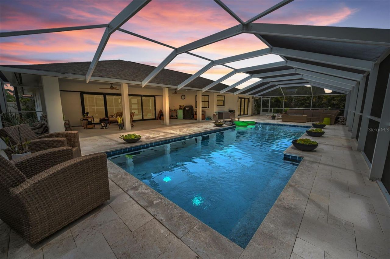 14516 Bay Hills Drive, Largo, FL 33774 Photo