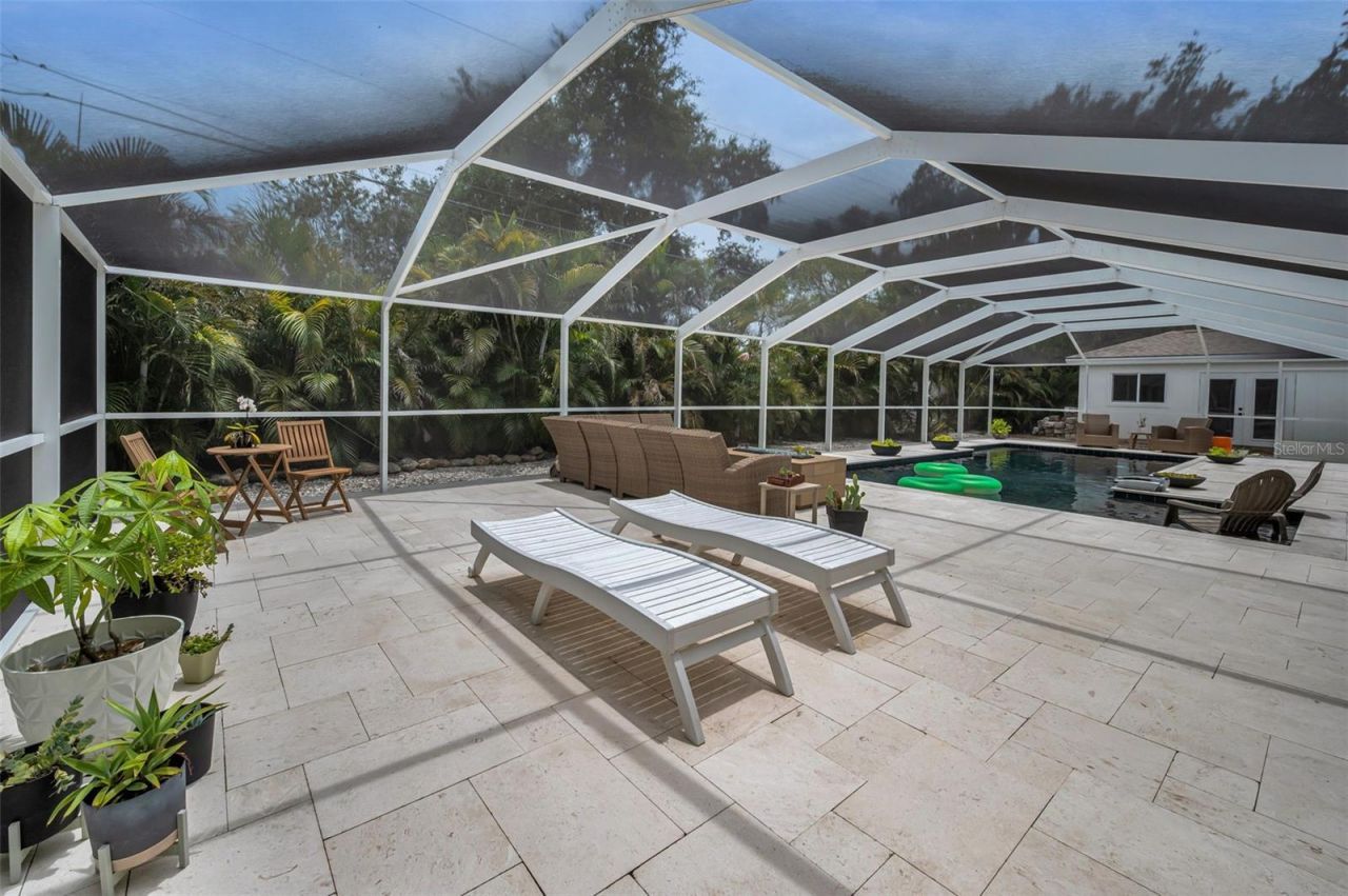 14516 Bay Hills Drive, Largo, FL 33774 Photo