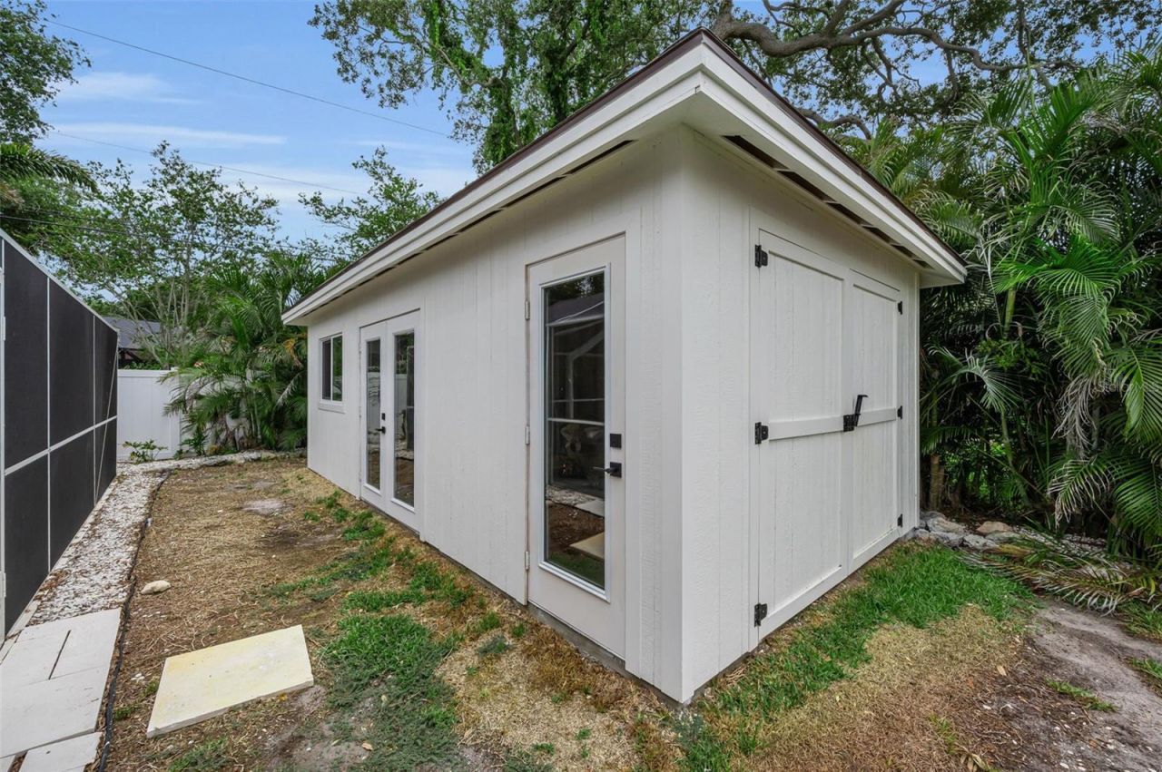 14516 Bay Hills Drive, Largo, FL 33774 Photo