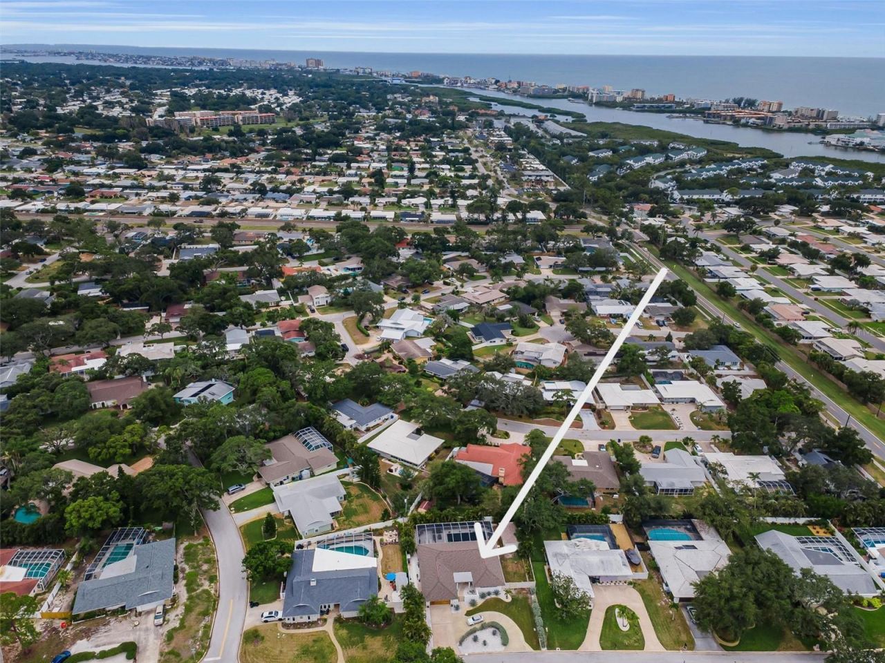 14516 Bay Hills Drive, Largo, FL 33774 Photo