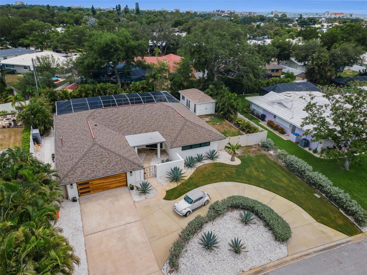 14516 Bay Hills Drive, Largo, FL 33774 Photo
