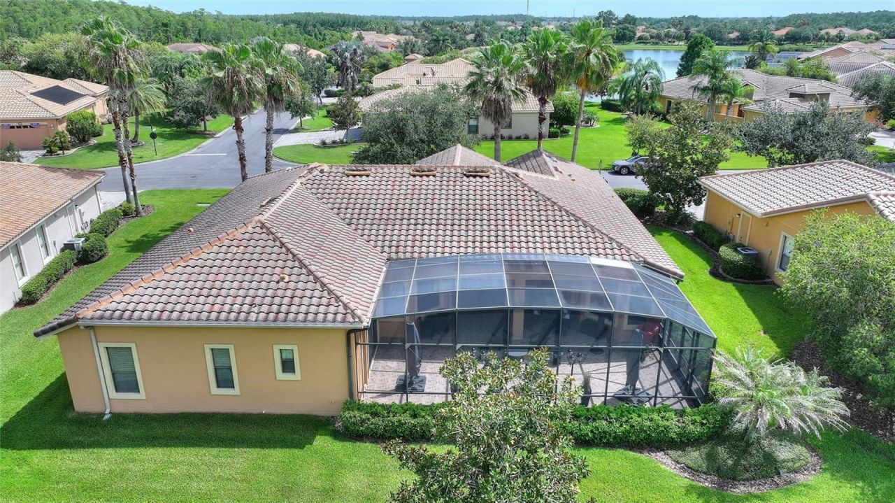 915 San Raphael Street, Poinciana, FL 34759 Photo