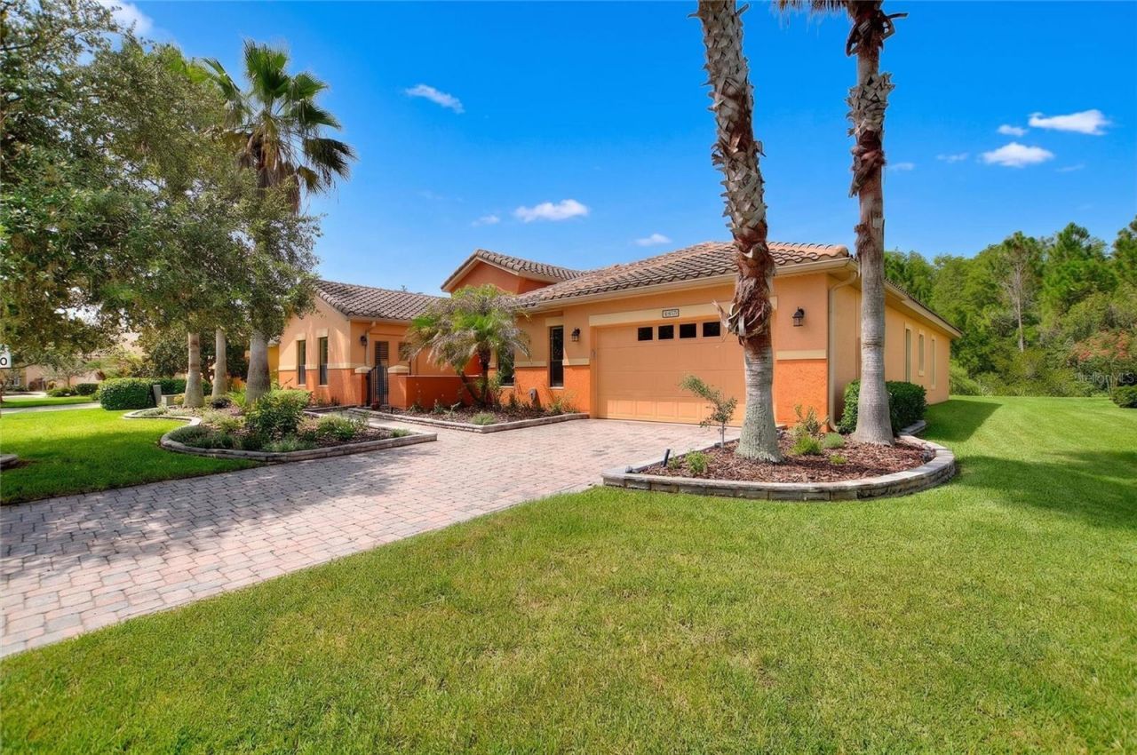 915 San Raphael Street, Poinciana, FL 34759 Photo