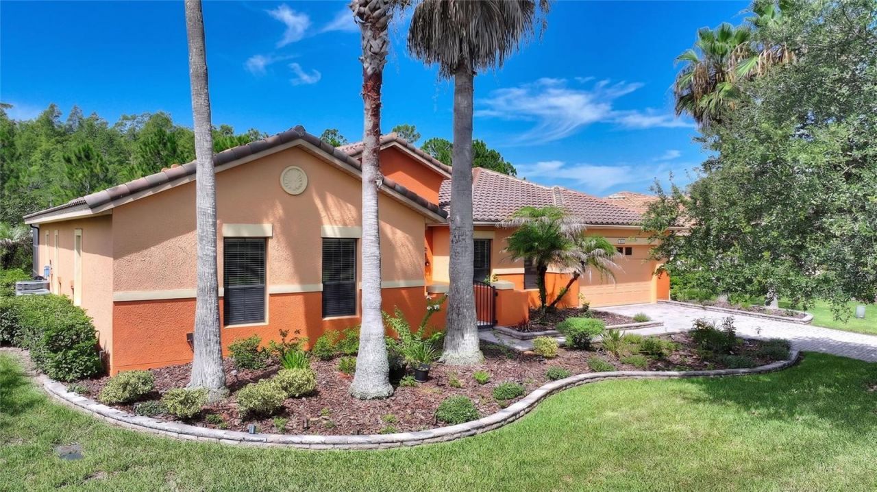 915 San Raphael Street, Poinciana, FL 34759 Photo