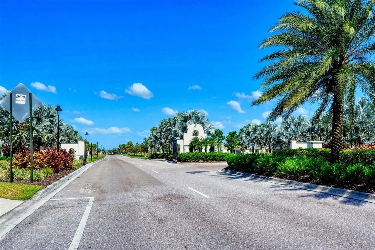 15127 Las Olas Place , Bradenton, FL 34212 Photo