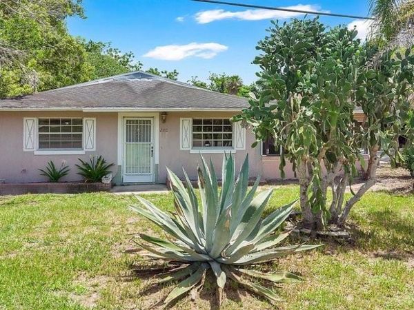 2110 JAMES DRIVE , OVIEDO, FL 32765
