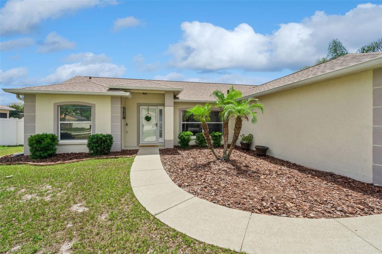 624 La Costa St , Minneola, FL 34715 Photo