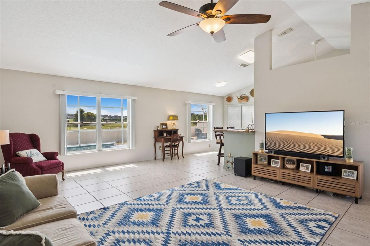 624 La Costa St , Minneola, FL 34715 Photo