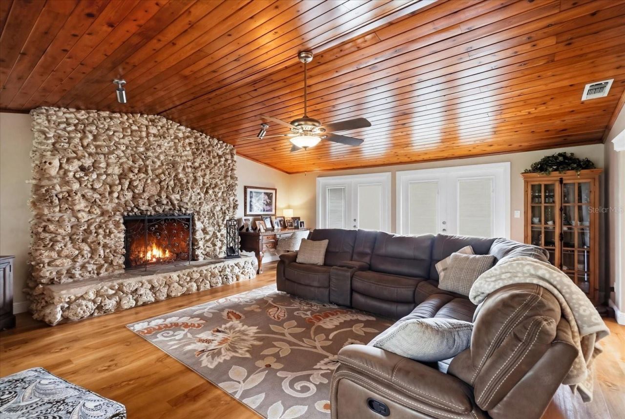 1110 N Rice Terrace, Crystal River, FL 34429 Photo