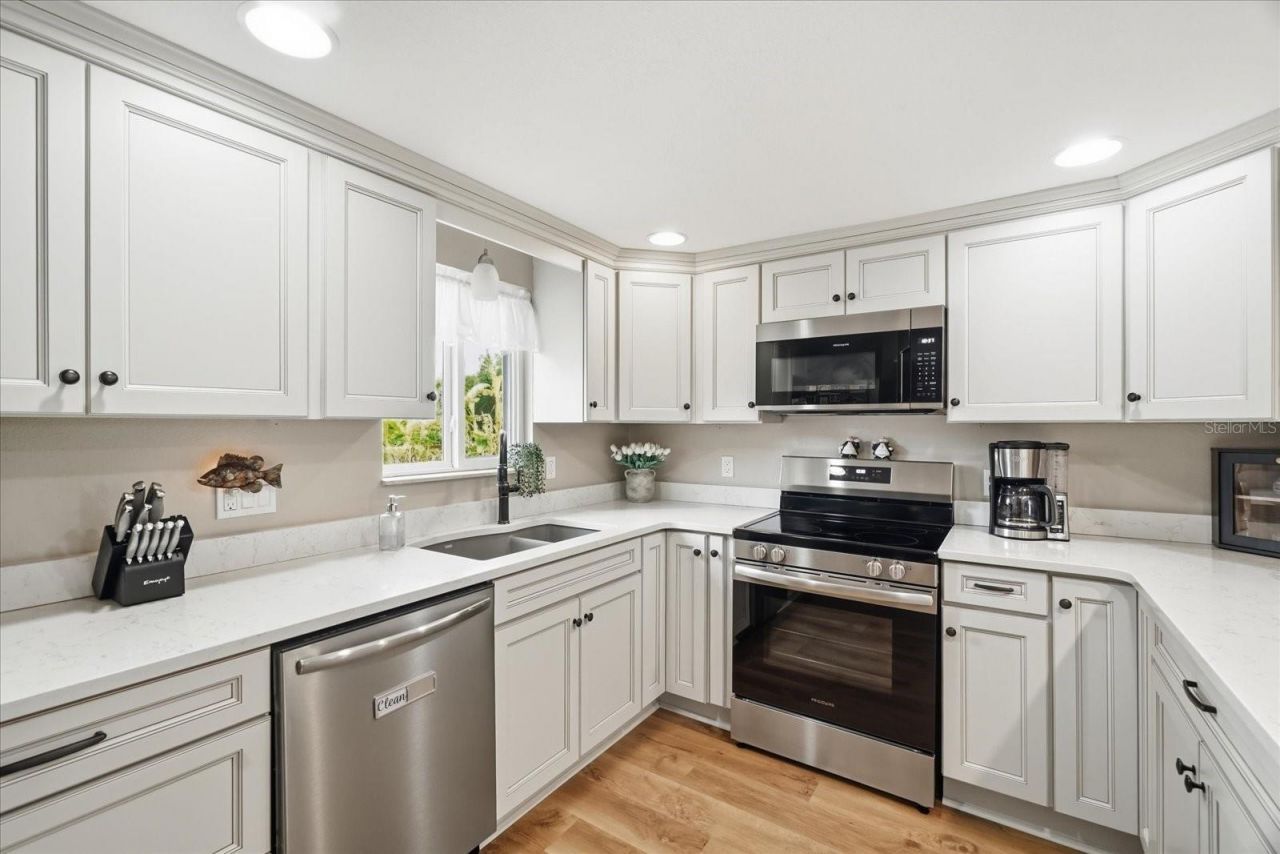 1110 N Rice Terrace, Crystal River, FL 34429 Photo