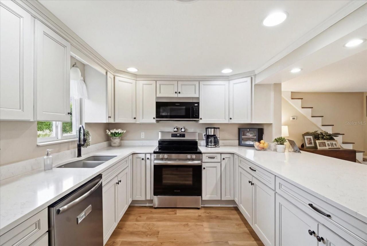 1110 N Rice Terrace, Crystal River, FL 34429 Photo