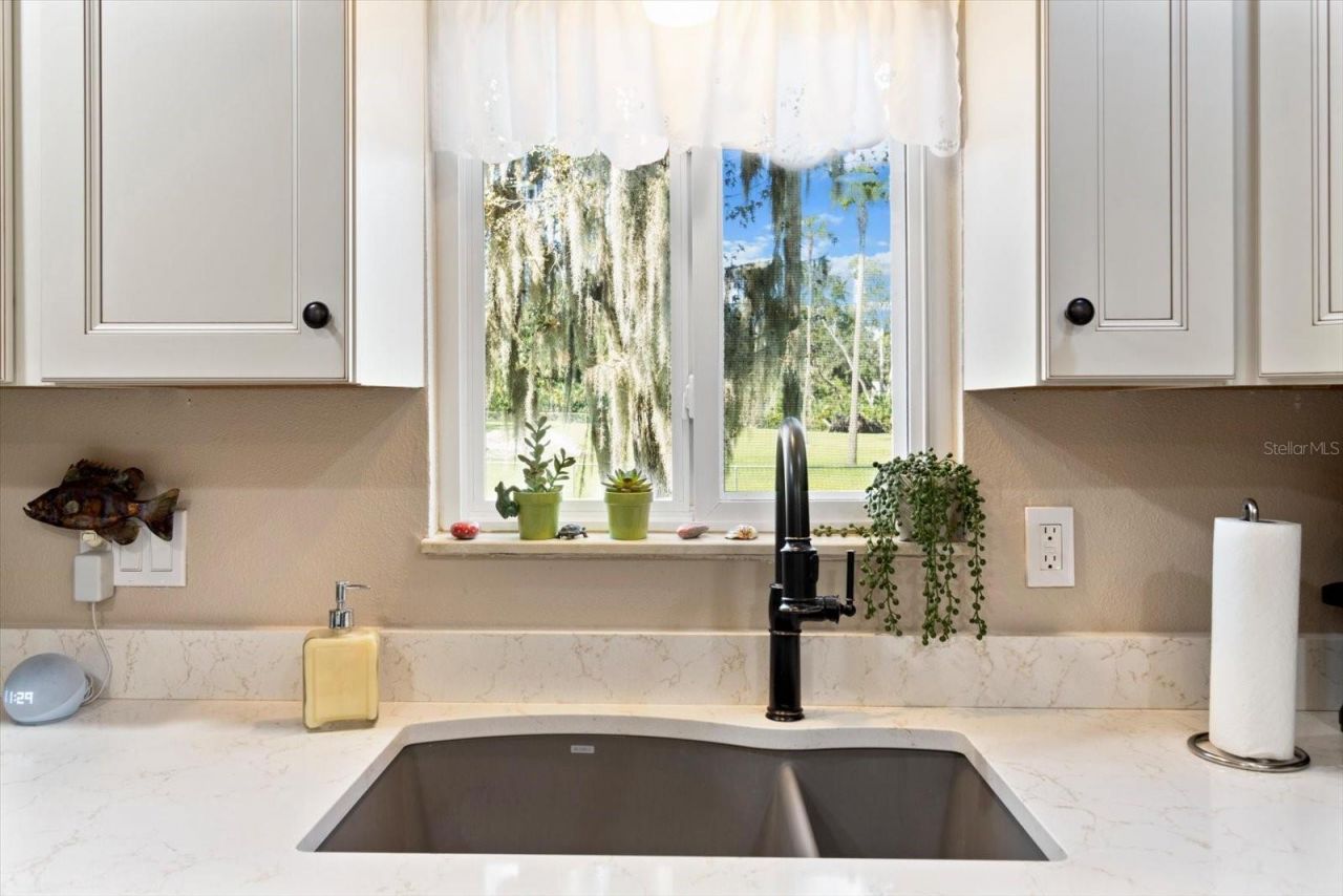 1110 N Rice Terrace, Crystal River, FL 34429 Photo