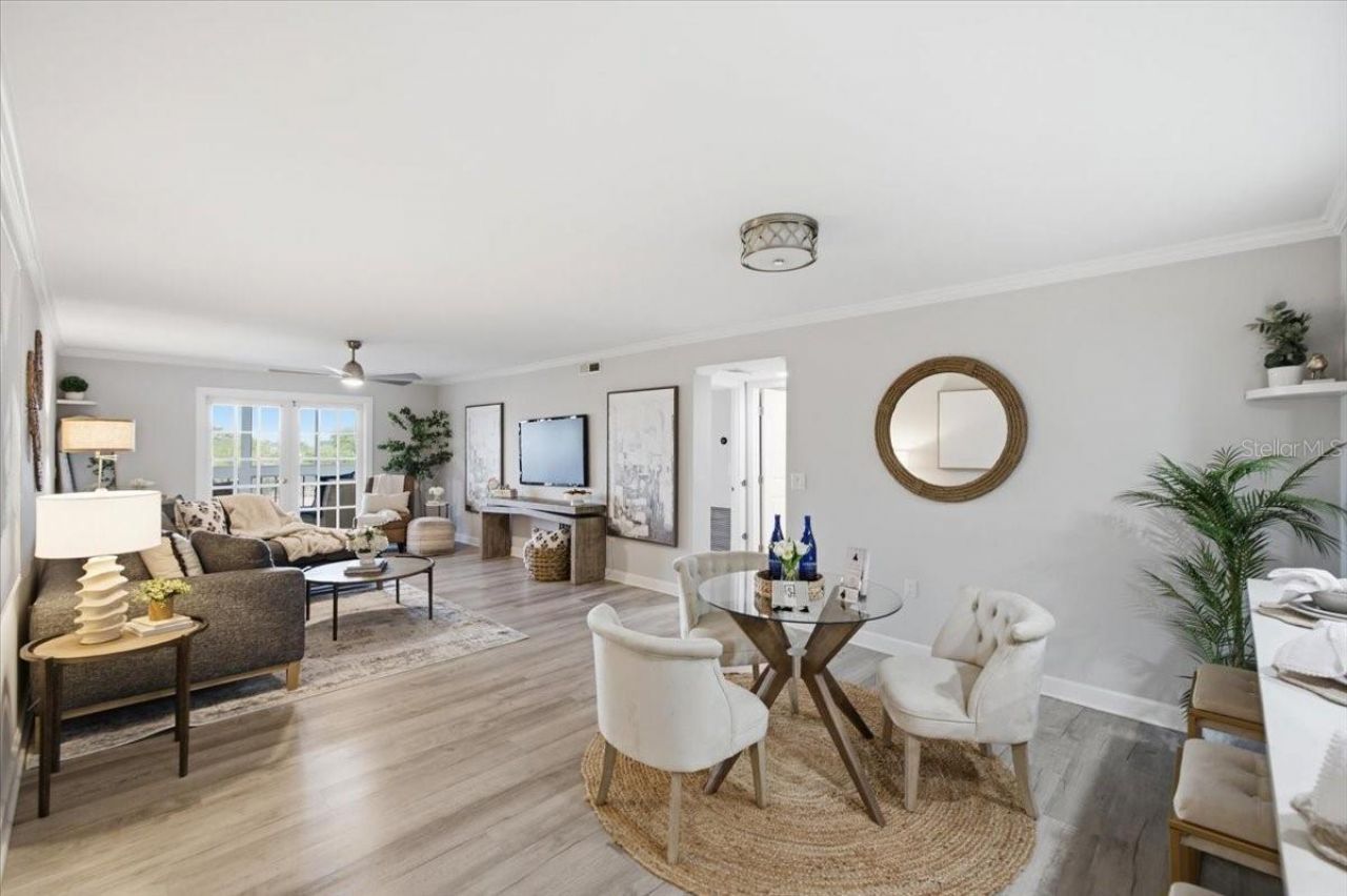 4908 38th Way S, Unit 401, Saint Petersburg, FL 33711 Photo