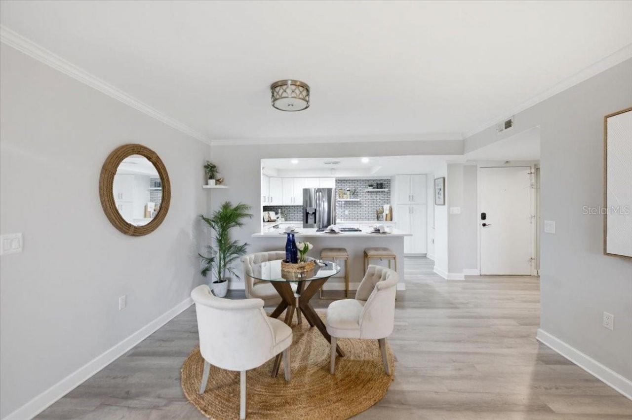 4908 38th Way S, Unit 401, Saint Petersburg, FL 33711 Photo