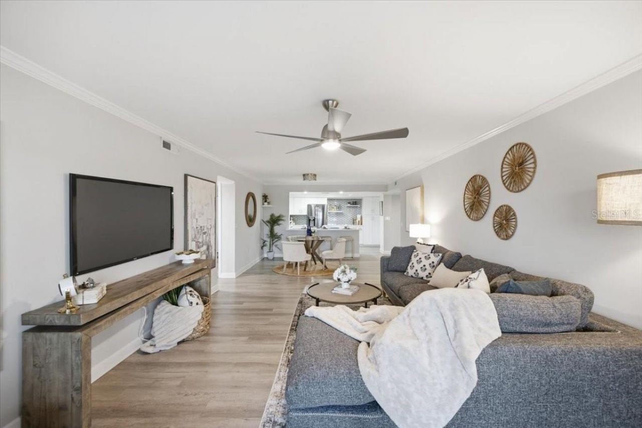 4908 38th Way S, Unit 401, Saint Petersburg, FL 33711 Photo