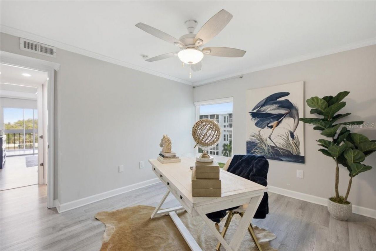 4908 38th Way S, Unit 401, Saint Petersburg, FL 33711 Photo