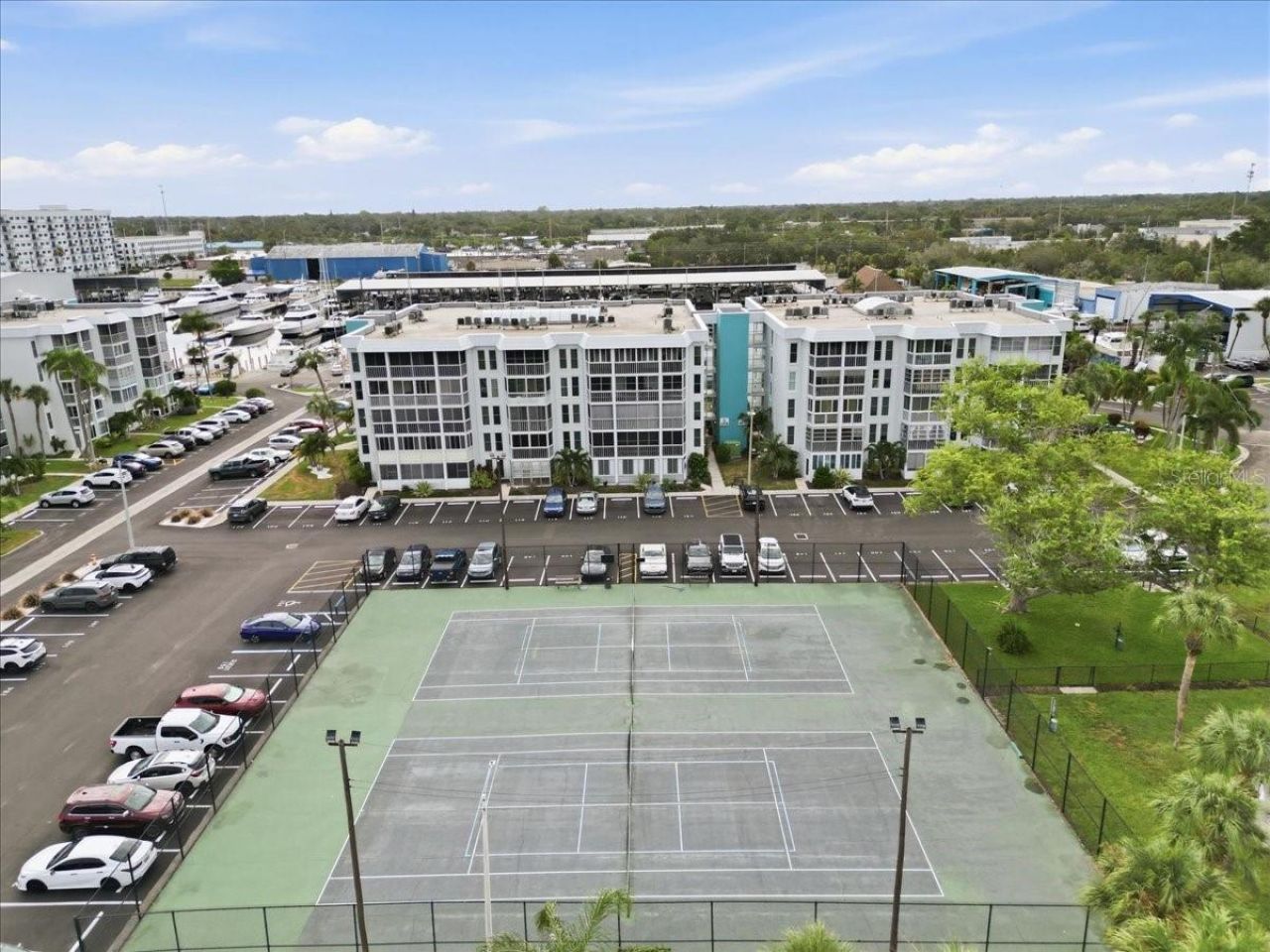 4908 38th Way S, Unit 401, Saint Petersburg, FL 33711 Photo