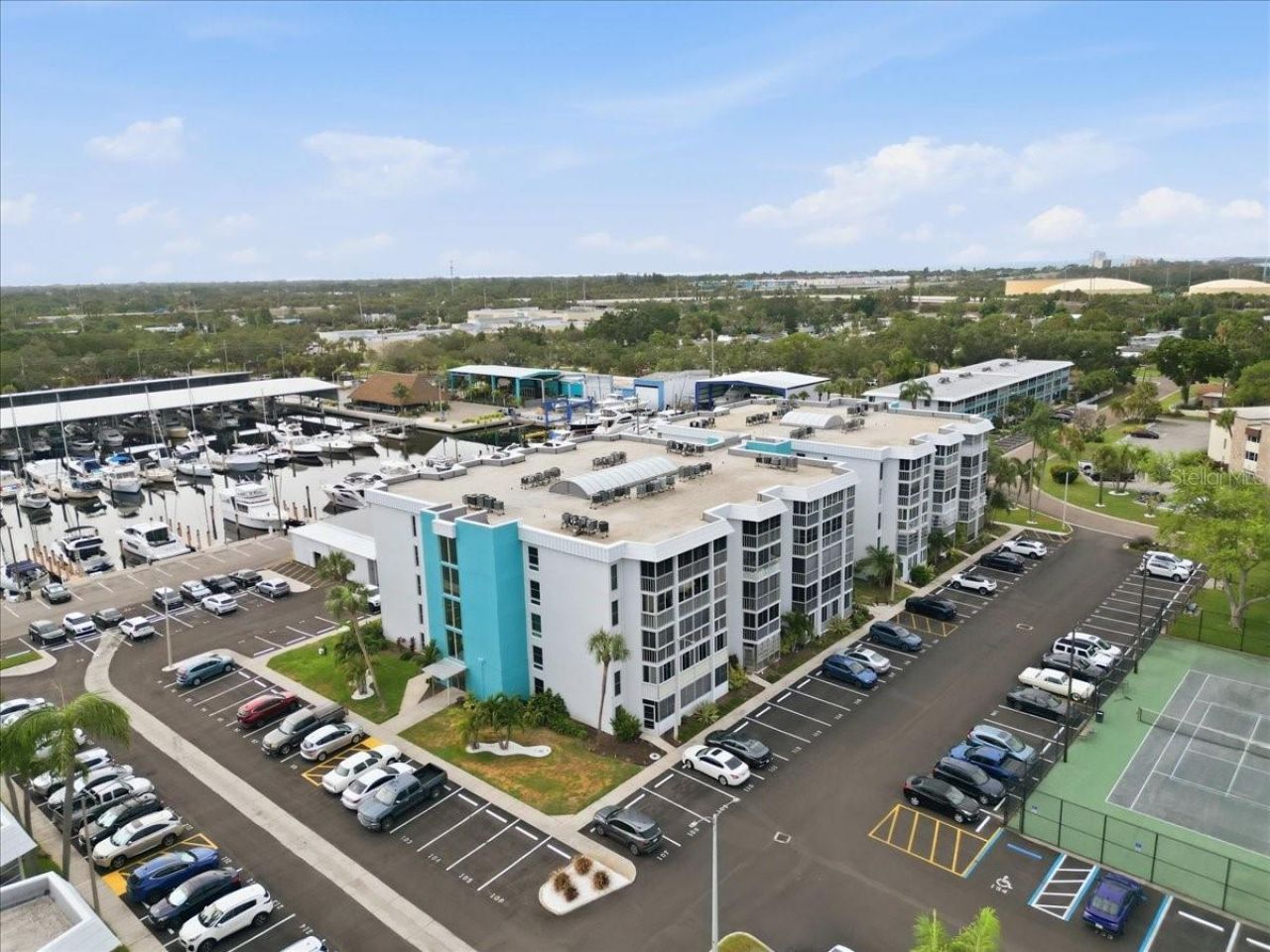 4908 38th Way S, Unit 401, Saint Petersburg, FL 33711 Photo