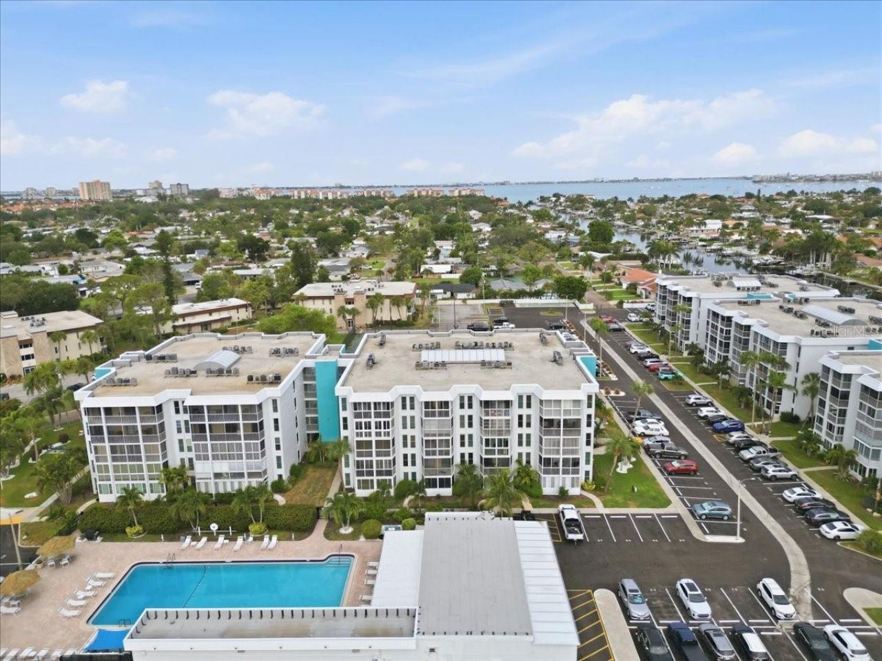 4908 38th Way S, Unit 401, Saint Petersburg, FL 33711 Photo