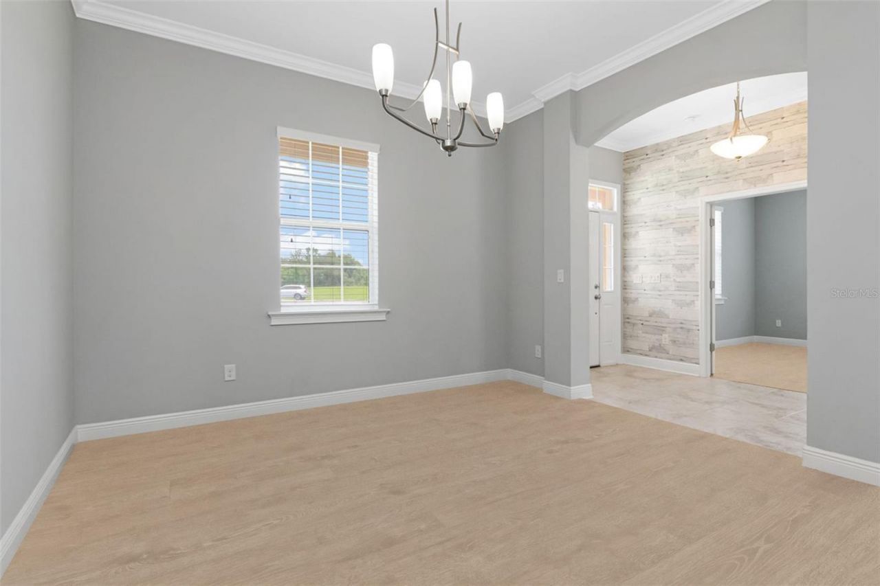 8703 Alafia Hills Drive , Plant City, FL 33567 Photo
