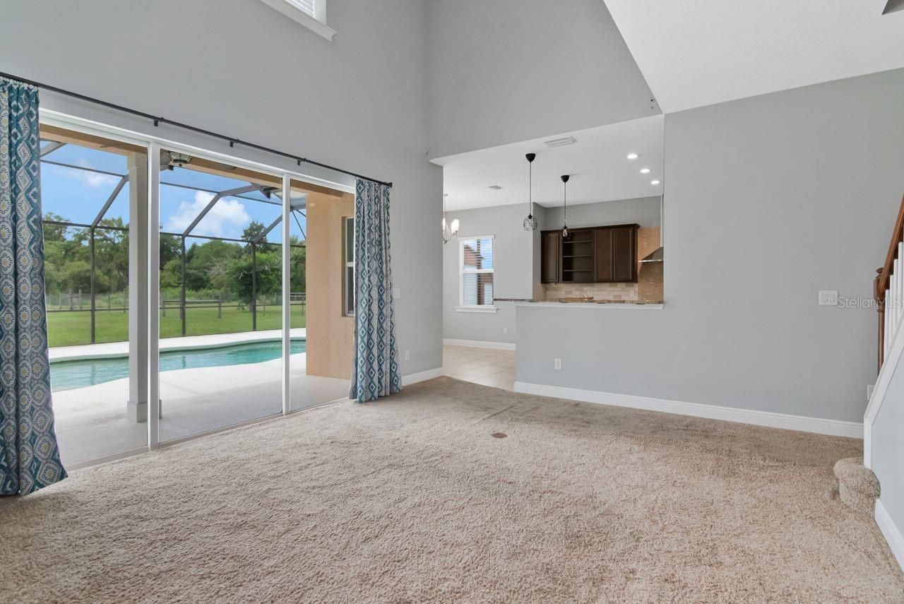 8703 Alafia Hills Drive , Plant City, FL 33567 Photo