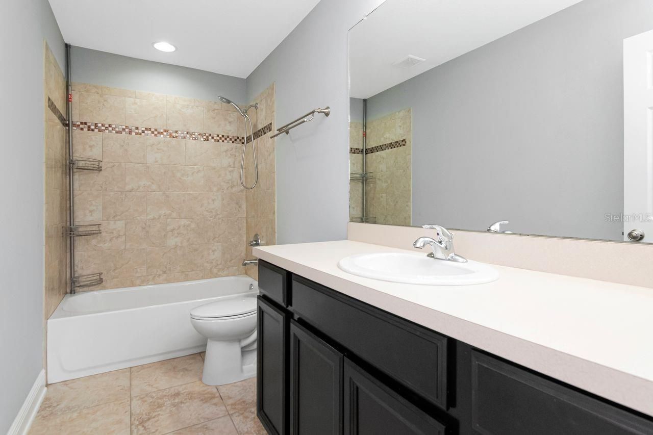 8703 Alafia Hills Drive , Plant City, FL 33567 Photo