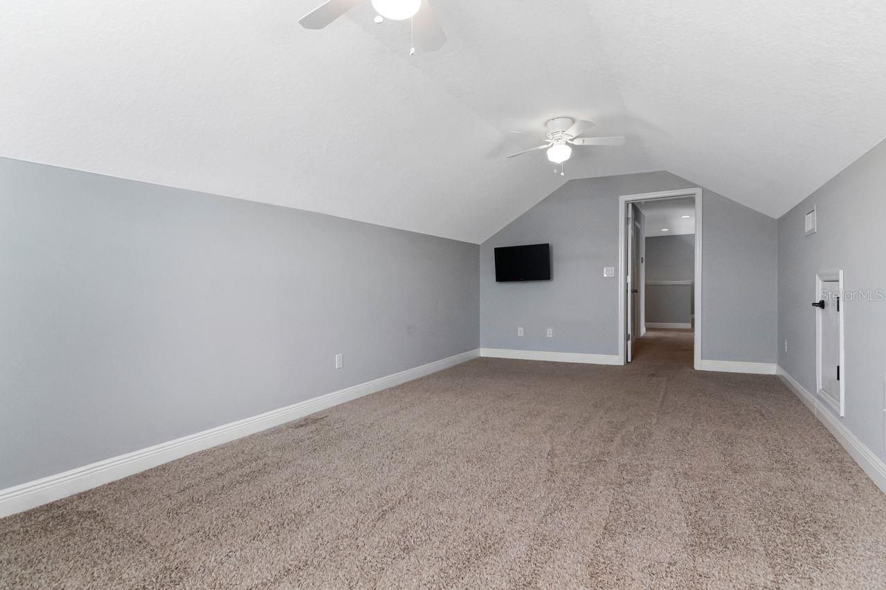 8703 Alafia Hills Drive , Plant City, FL 33567 Photo